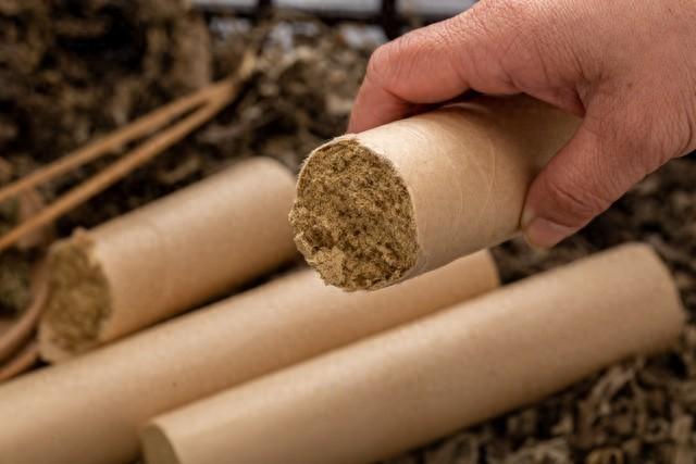 一個比較冷門有潛力的小型加工廠，艾條加工生意，小投入大回報