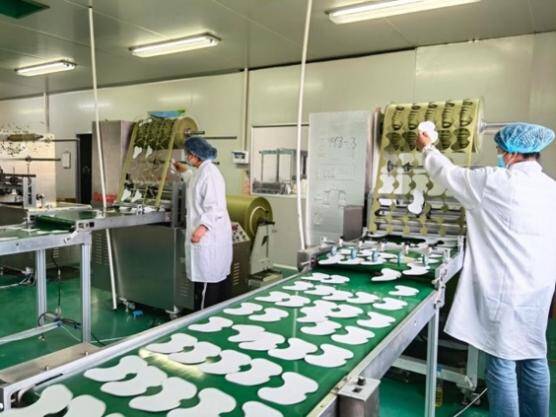 “工廠直供”金艾草，南陽艾制品跑出新電商速度