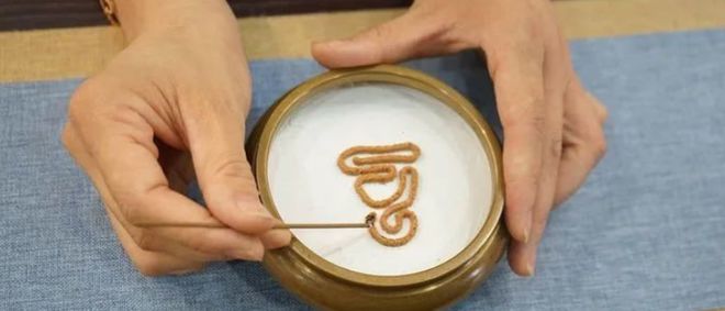 霍山：發展艾草產業，助力百姓脫貧