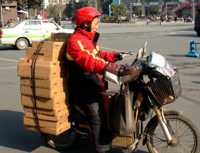 搭上E貿易順風車，河南土特產"雙11"走俏！