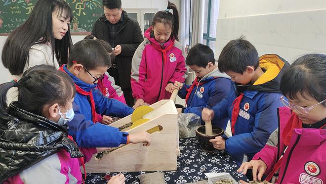 制艾條、做蒸菜，長沙中小學勞動課接地氣
